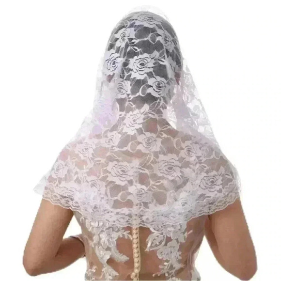 Wedding Bridal Short Lace White Veil Shoulder Length Applique Lace Edge - Picture 6 of 10